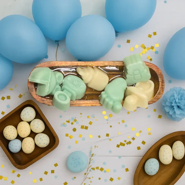 Blue theme baby gift hamper with candles and decorative items