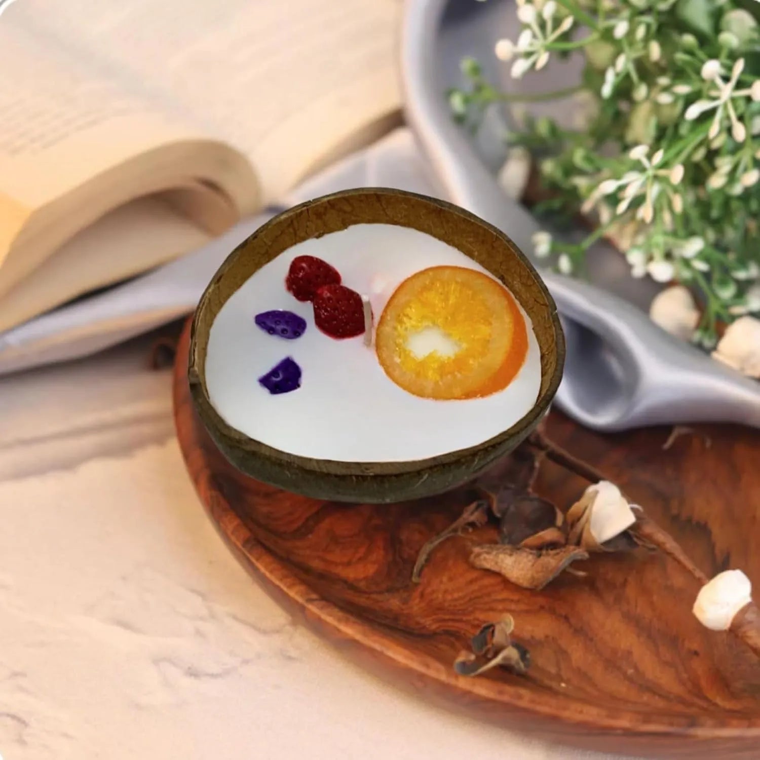 Coconut Shall candle Orng Strbrry