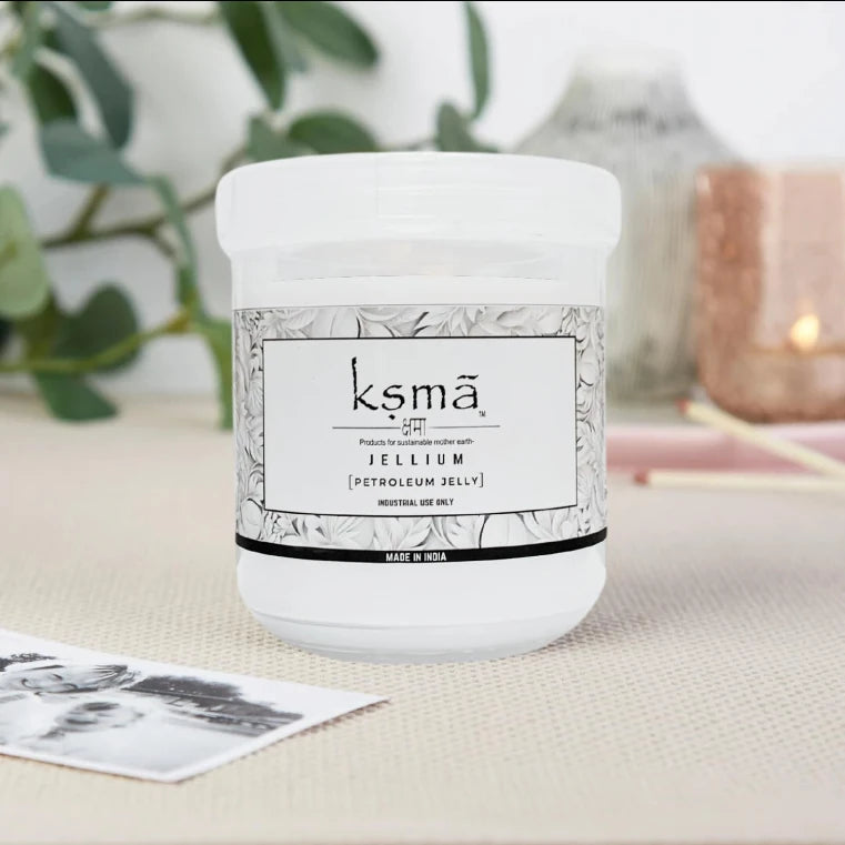 KSMA petroleum jelly jar product display white container
